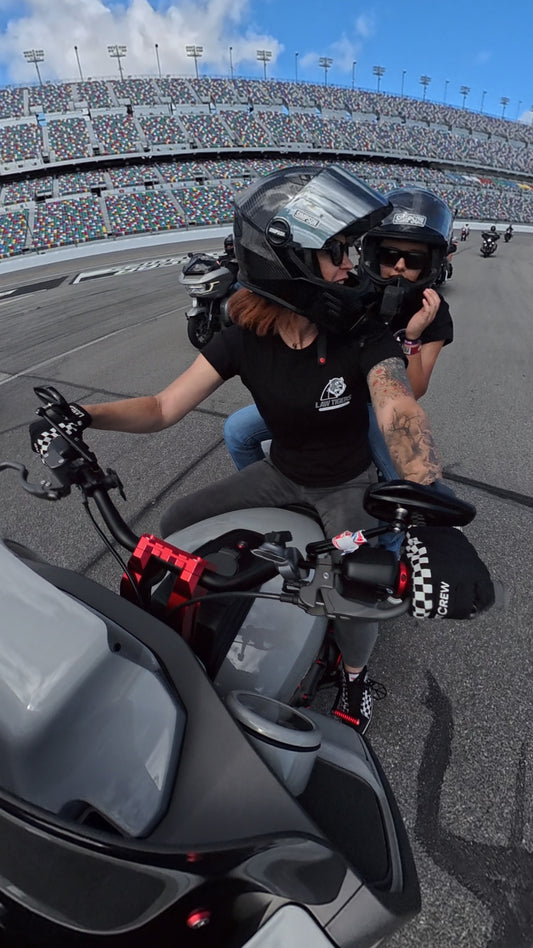 Mod Bandit Helmet - Carbon Fiber - Rips Unfiltered